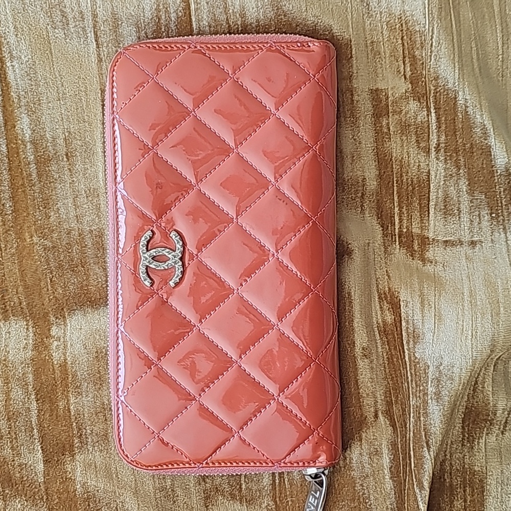 Chanel Matelasse Quilted Patent Leather Zip Wallet - coral pink